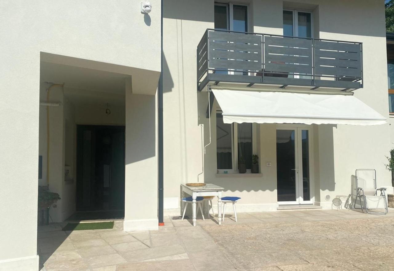 Garda 33 Caprino Veronese Apartamento Exterior foto