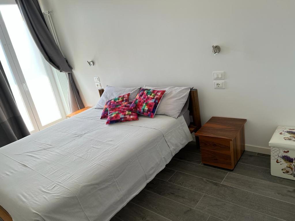 Garda 33 Caprino Veronese Apartamento Exterior foto